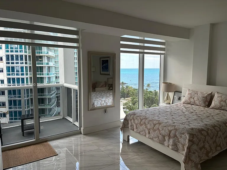 10275 Collins Ave #1004 — Photo 4