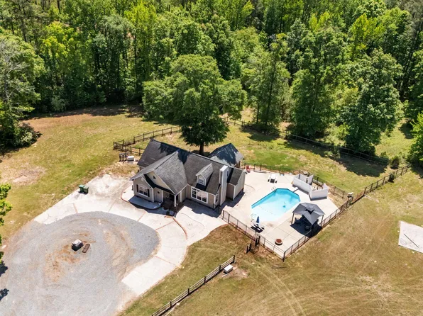 435 Thomas Way, Cameron, NC 28326