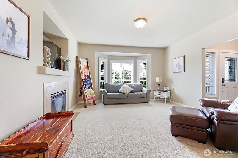 4th image of 18949 137th Street SE