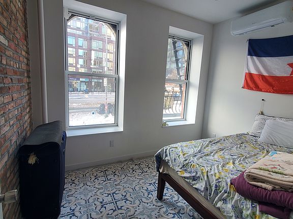 2nd image of 114 E 1st St APT 5