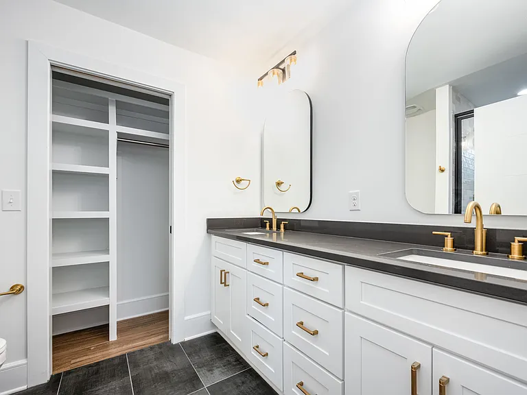 4016 Donna Ave — Photo 1
