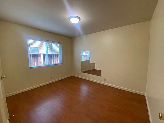 4th image of 235 Pamela Ave APT 3