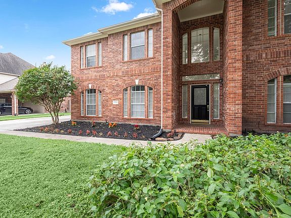 5th image of 9514 Champions Cove Dr