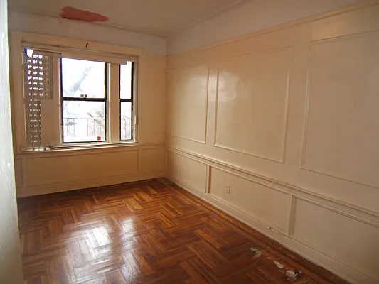 Rented by Joel Weisz, LREB | media 14