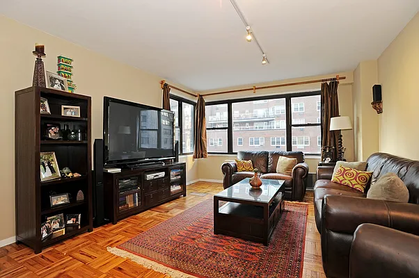 Sold by Corcoran | media 2