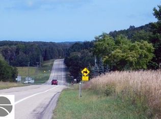 10687 Northwood Hwy, Onekama, MI 49675