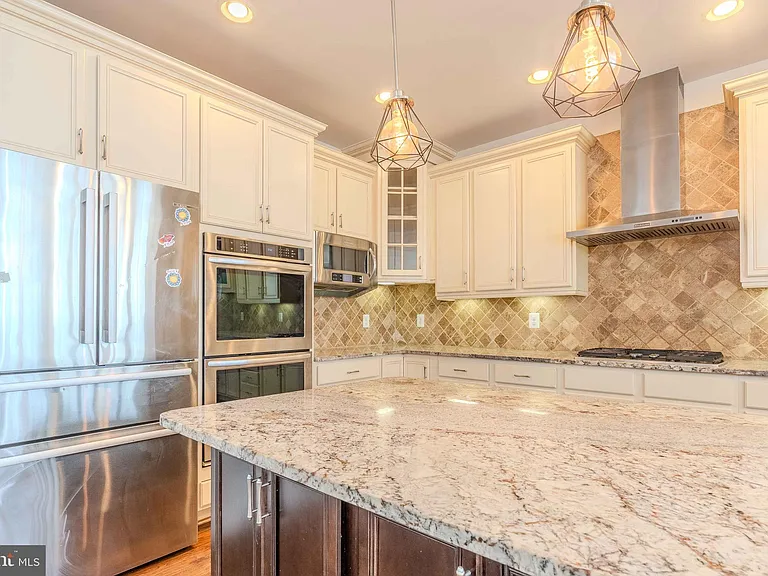 15316 Admiral Baker Cir — Photo 20