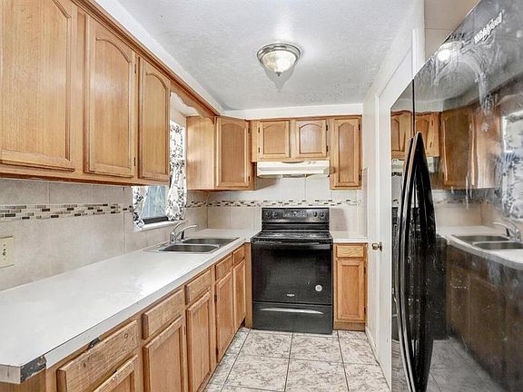 5th image of 4833 ASHLAND DRIVE