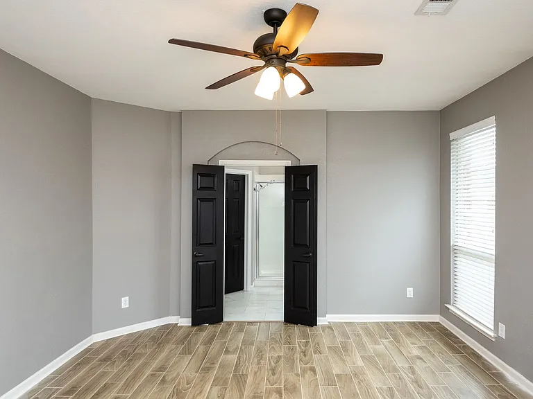 9125 Vineyard Ln — Photo 8