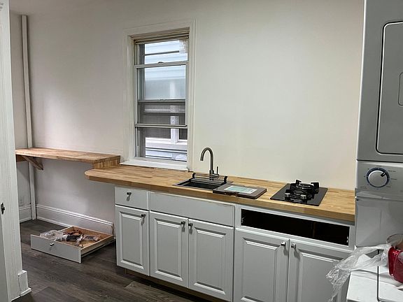 4th image of 71 Tonnele Ave Floor 2
