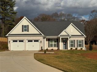 6030 Haywood St, Clemmons, NC 27012