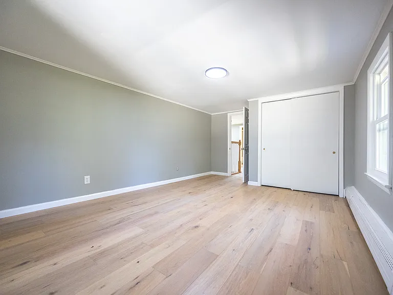 52 East Ave — Photo 29