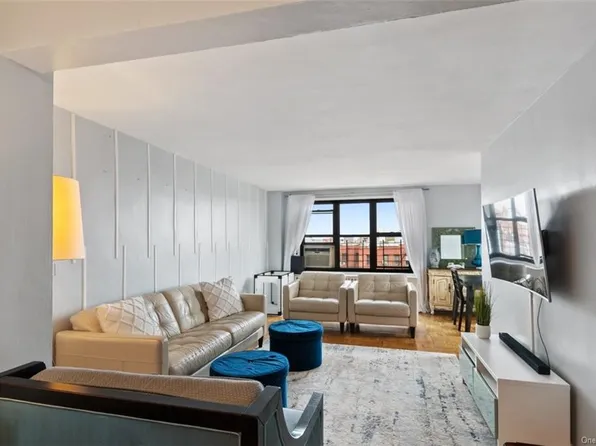 2835 Webb Avenue 9D image 3 of 26