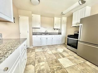 851 W Crestwood St #C, San Pedro, CA 90731