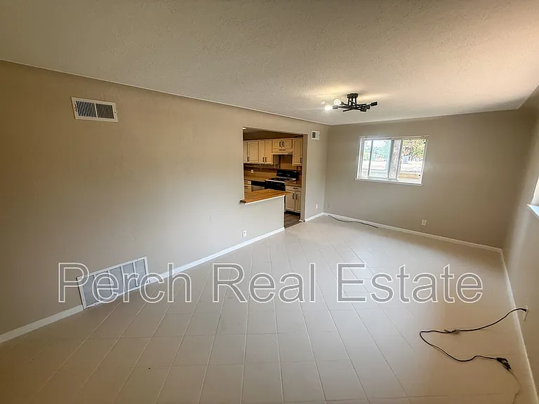954 Winona Ct — Photo 2