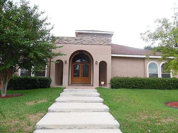 2nd image of 1602 Willow Wood Dr