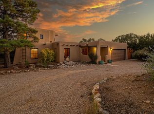 2 Ute Ln, Santa Fe, NM 87505