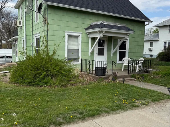 911 Omaha Ave, Essex, IA 51638