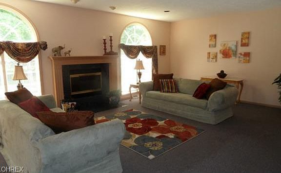 3rd image of 19535 Echo Dr