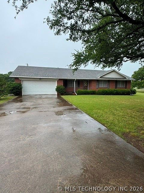 1st image of 1311 Twin Lakes Dr