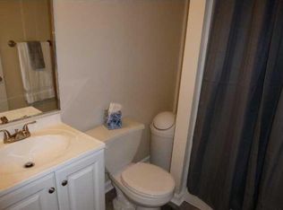 467 Circle Valley Dr, Louisville, KY 40229