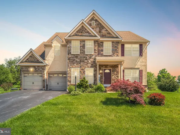 1294 Falls Grove Ln, York, PA 17404