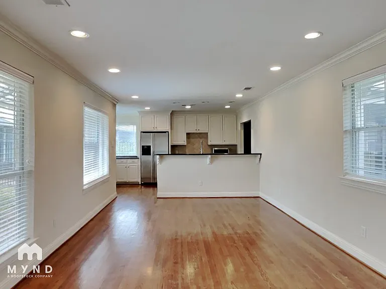 6111 Ellsworth Ave — Photo 17