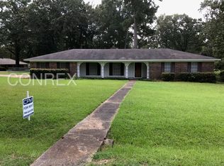 1903 Hamilton Blvd, Jackson, MS 39213