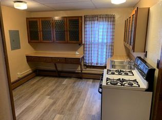 23 Lamberton St APT 2, Franklin, PA 16323