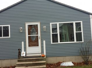 82 Coyle Ave, Rumford, RI 02916
