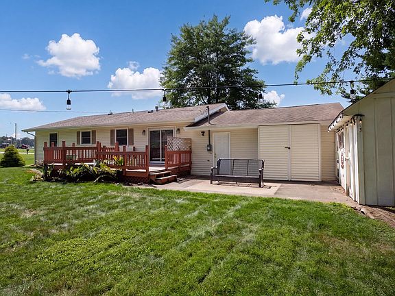 3rd image of 410 Weidner Ave