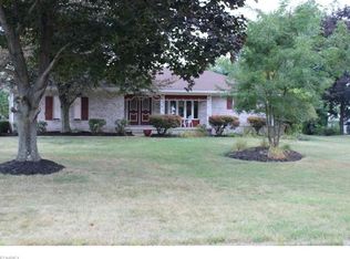 8426 Chesterton Dr, Poland, OH
