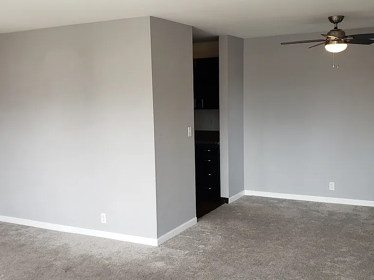 The Edge Apartments — Photo 13