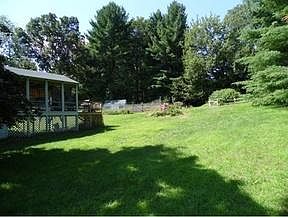 3rd image of 10 King George Dr