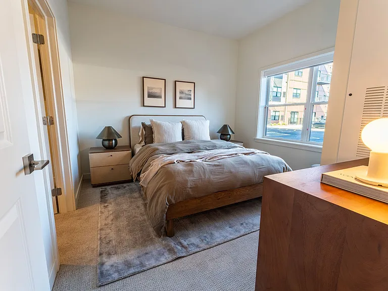 Galewood Residences — Photo 17