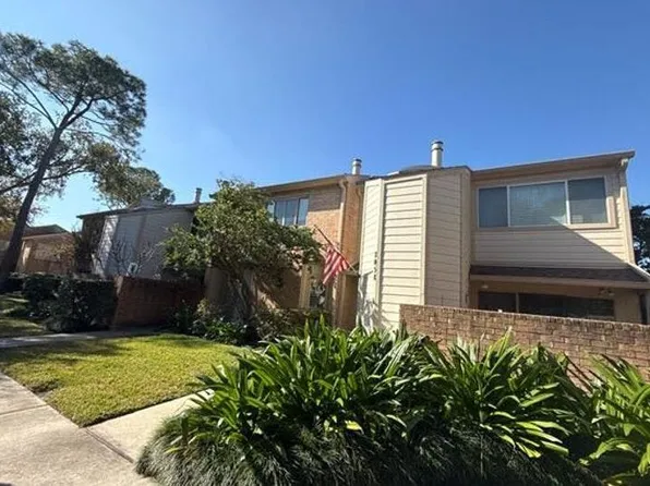 2064 Augusta Dr #3-9, Houston, TX 77057