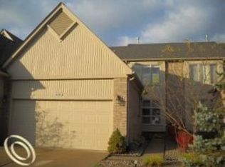 14895 Stoney Brook Dr W, Shelby Township, MI 48315