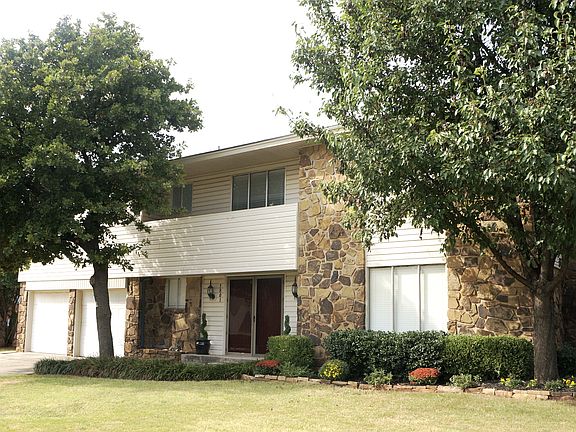 3rd image of 1801 Thunderbird Blvd
