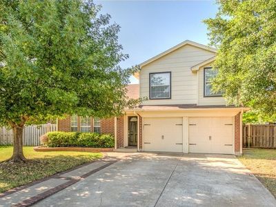 8800 Crestbrook Dr, Fort Worth, TX, 76179