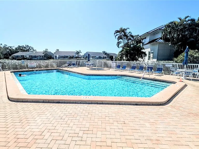 958 Sandpiper Cir #958 — Photo 31