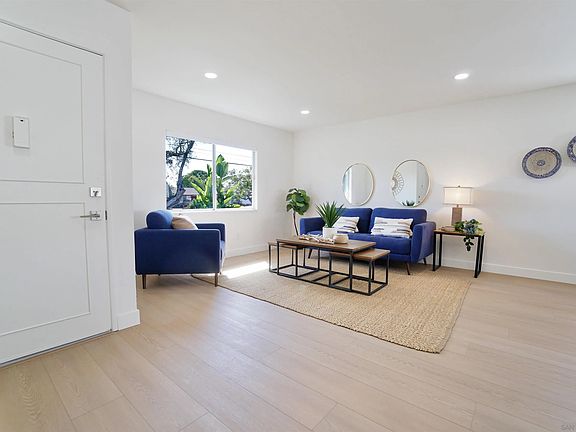4th image of 6821 Radcliffe Dr
