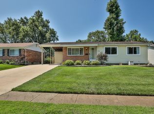 1140 5th Plz, Florissant, MO