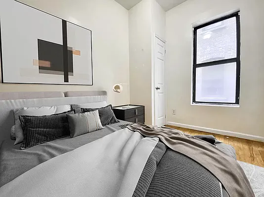 Rented by Vector New York, LLC | media 16