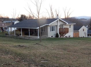 611 Flagstone Ave, Altoona, PA 16602