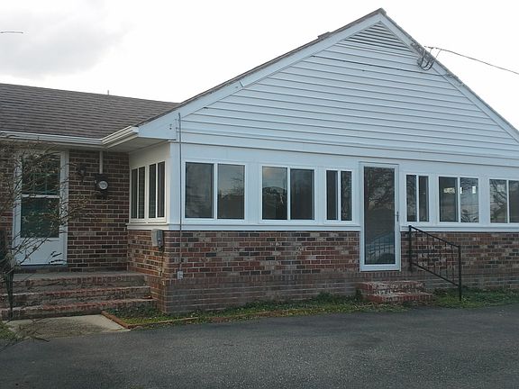 Enclosed Sunroom