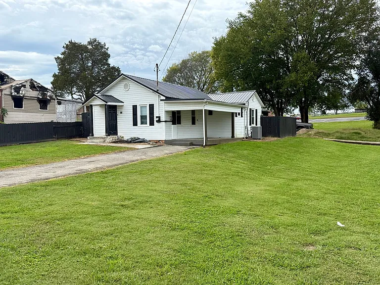 703 Gray Station Rd — Photo 3