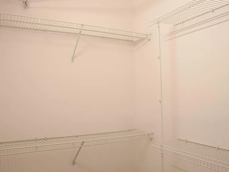 237 Yale Rd — Photo 11