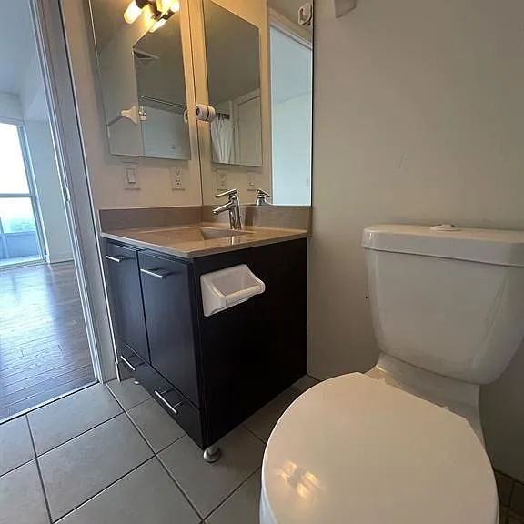 135 Village Green Sq #3923 — Photo 35