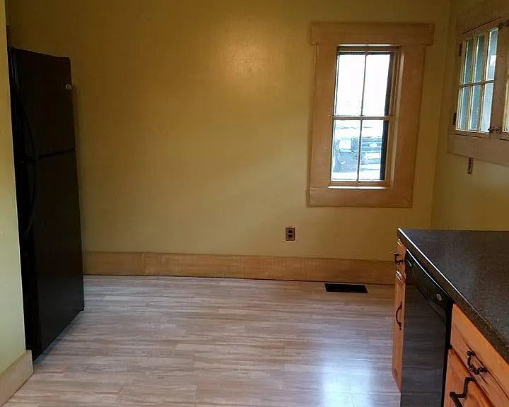2125 W Alex Bell Rd — Photo 15