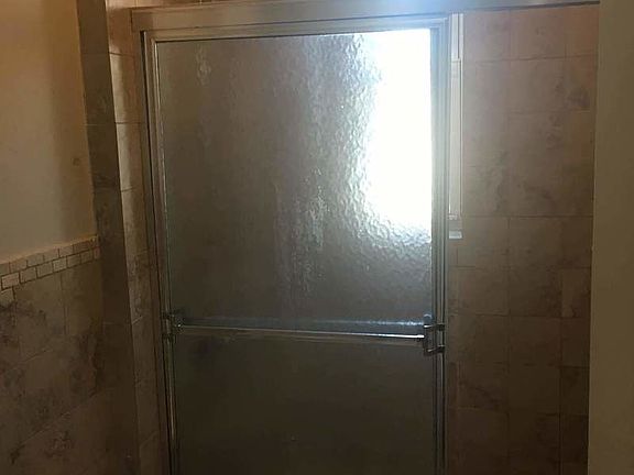 4th image of 31-64 41st St #8